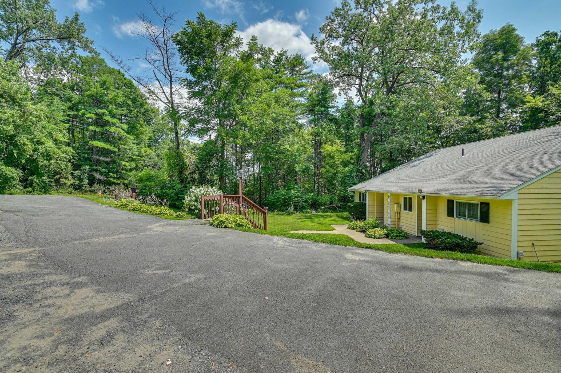 Lake George Family Vacation Home Экстерьер фото